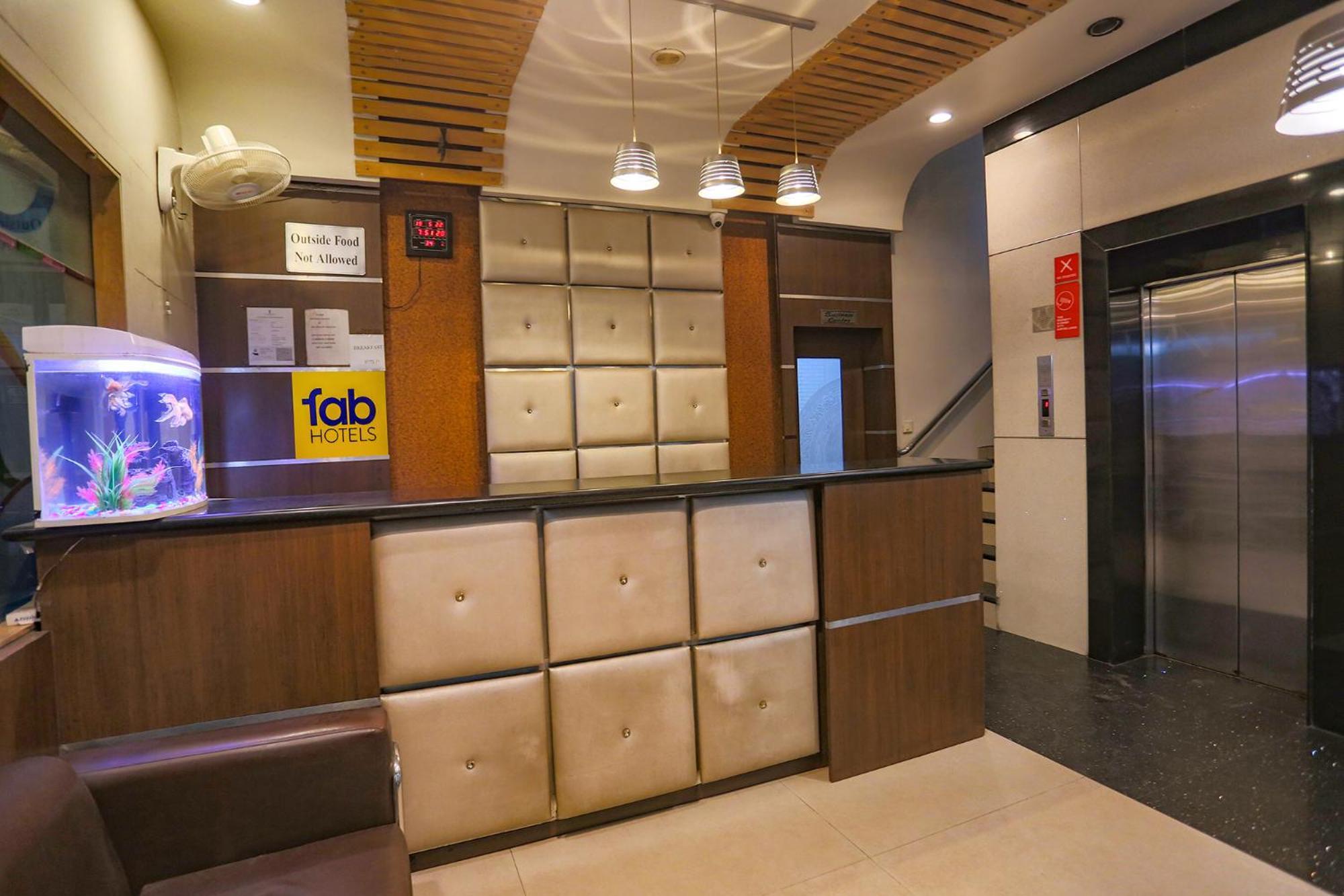 Fabhotel Midland Bhopal Exterior photo